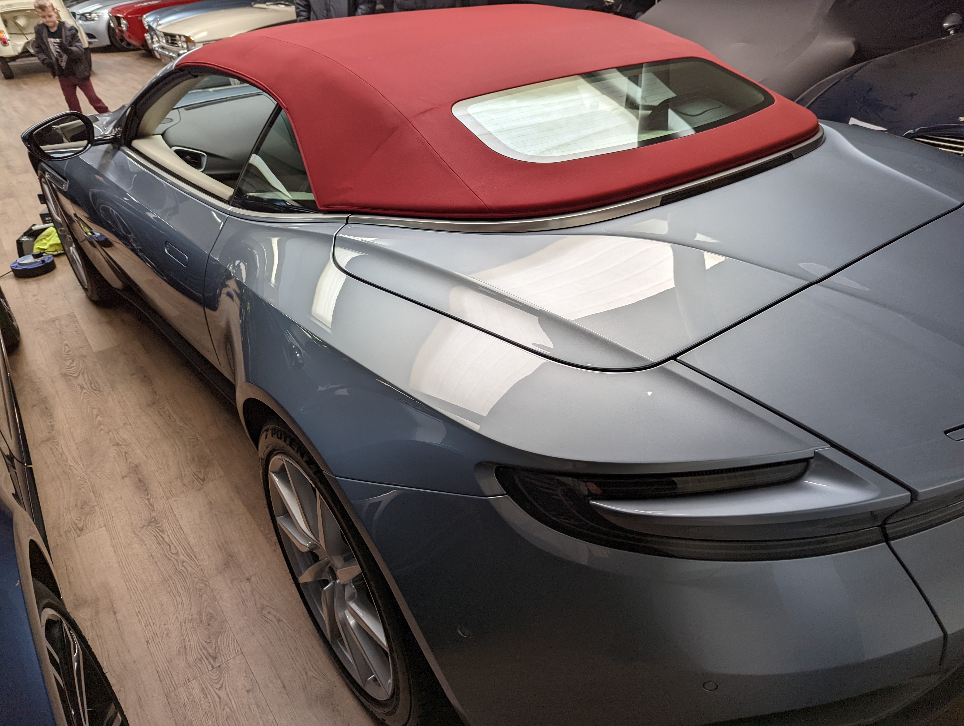 PXL 20211228 113547761.MP