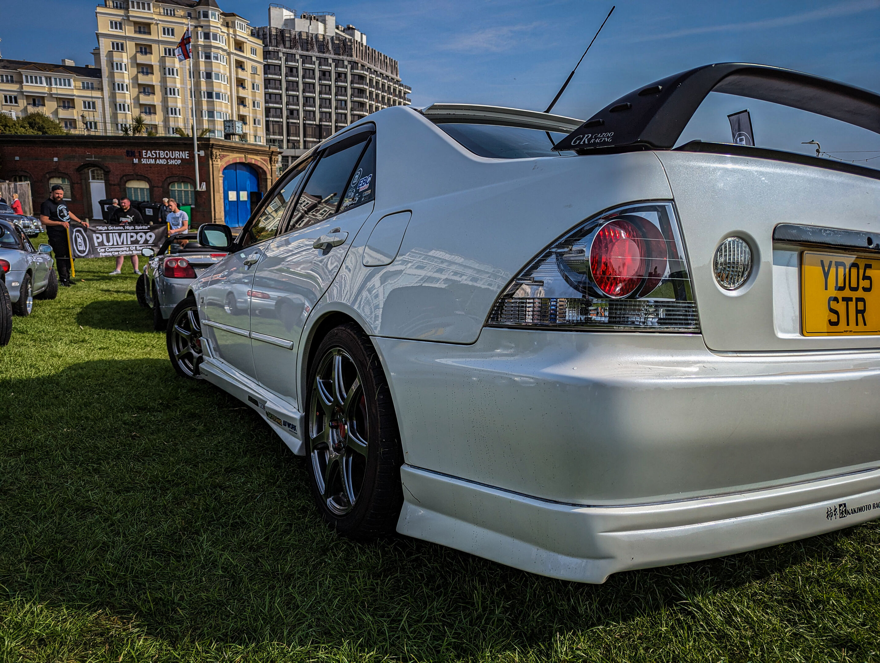 PXL 20230430 083054108